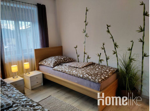 Auland: Serene Holiday Homestay Parking, 2-BR - Appartements