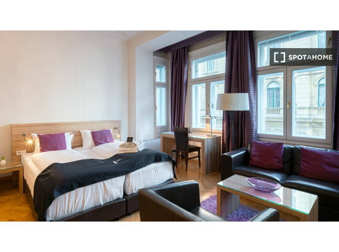 Studio à louer à Vienne - Appartements