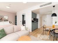 Suite with Sofa Bed & Balcony - Vienna Favoritenstr. - Appartamenti