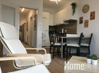 Weinviertel: Large, bright 2 bedroom apartment - Apartemen