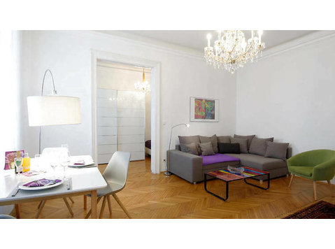 2 ROOM APARTMENT IN WIEN - 6. BEZIRK - MARIAHILF, FURNISHED - Ενοικιαζόμενα δωμάτια με παροχή υπηρεσιών