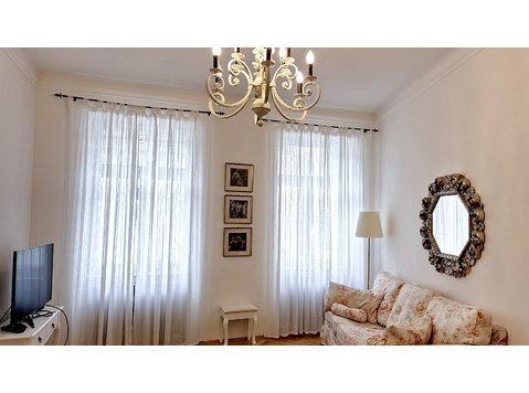 2 ZI-WOHNUNG IN WIEN - 6. BEZIRK - MARIAHILF, MÖBLIERT, AUF… - Serviced apartments