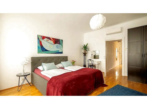 2 ZI-WOHNUNG IN WIEN - 6. BEZIRK - MARIAHILF, MÖBLIERT, AUF… - Serviced apartments
