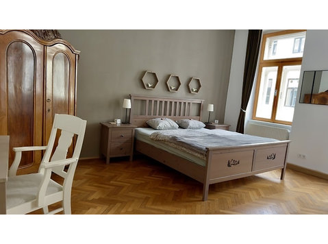 4 ZI-WOHNUNG IN WIEN - 17. BEZIRK - HERNALS, MÖBLIERT, AUF… - Serviced apartments