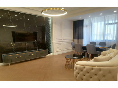2 Br just renovated Porty Baku area - Appartamenti