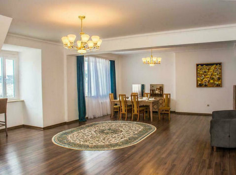3 bedroom on Fountain Square modern apartment - Διαμερίσματα