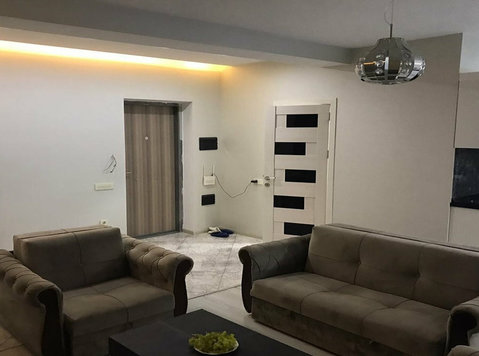 Daily 1 bedroom White City apt! - Appartements