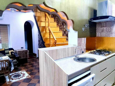 Beautiful house near Boulevard and city center only 650 US$! - Casas