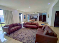High Luxury Garden Villa for rent in Saar Bd.800/- - Houses