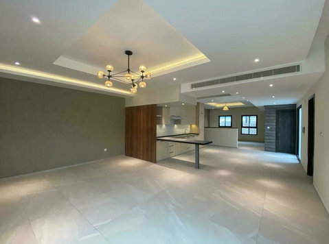 New semi furnished 3 bedroom villa rent Saar Bahrain for 700 - Huizen