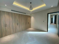 New semi furnished 3 bedroom villa rent Saar Bahrain for 700 - Mājas