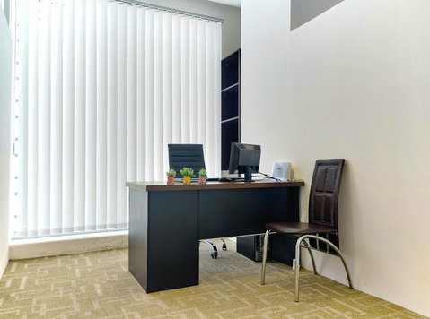 Rent your office at a reasonable price - آفس/کمرشل ۔ کاروباری