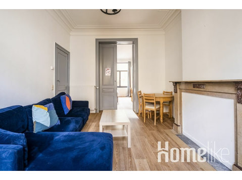 2 room apartment self check in in Trendy st Gilles Brussels - Dzīvokļi