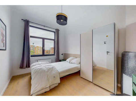 Bruxelles Reyers 8 - Private Room (2) - Apartmani