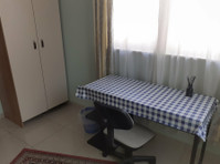 Nice and bright room close to Nato, Airport, Toyota - Woning delen