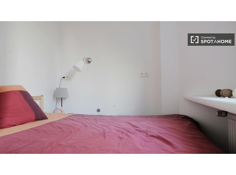 Chambre confortable dans un appartement à Bruxelles - À louer