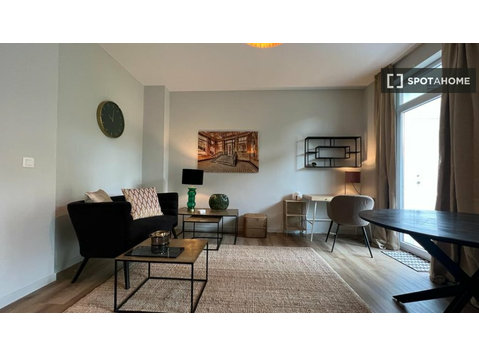 Room for rent in 2-bedroom apartment in Brussels - Disewakan
