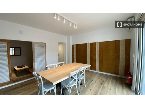 Zimmer zu vermieten in einer Residenz in Anderlecht, Brüssel - Zu Vermieten