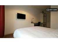 Room for rent in a residence in Brussels - เพื่อให้เช่า