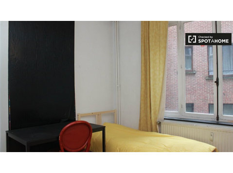 Brüksel'in kalbinde kiralık tek kişilik yatak odası - Kiralık