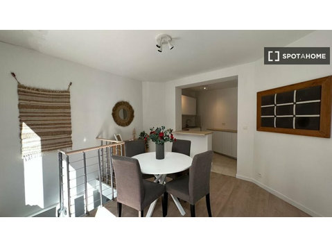 Apartamento de 1 quarto para alugar em Bruxelas - Apartamentos