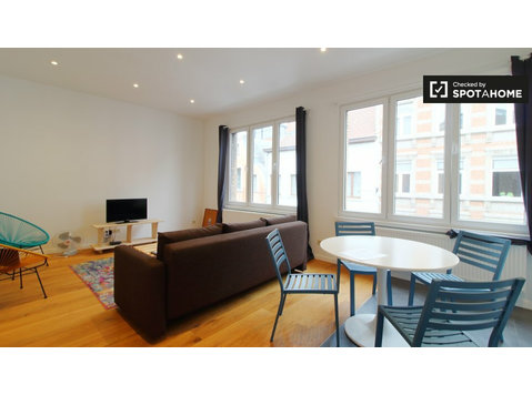 Appartement 1 chambre 12ème Étage à louer au Sablon,… - Appartements
