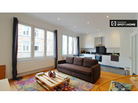 1-bedroom apartment 12nd Floor for rent in Sablon, Brussels