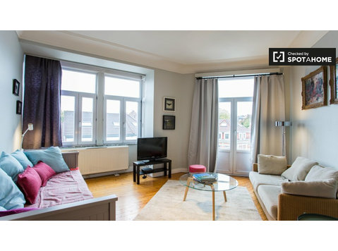 1-bedroom apartment for rent - Woluwe-Saint-Pierre, Brussels - Korterid
