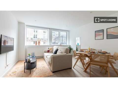 Apartamento de 1 quarto para alugar em Bruxelas - Apartamentos