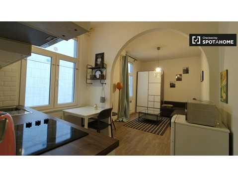 Apartamento de 1 dormitorio en alquiler en el centro de la… - Pisos