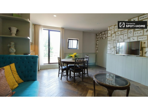 apartamento de 1 dormitorio en alquiler en Etterbeek,… - Pisos