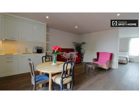 appartement 1 chambre à louer à Etterbeek, Bruxelles - Appartements