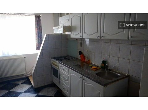Apartamento de 1 dormitorio en alquiler en Flagey-Malibran,… - Pisos