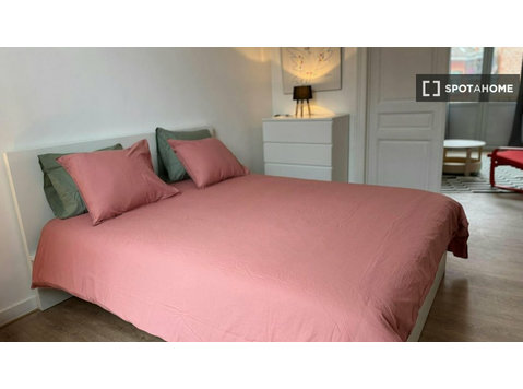 1-Zimmer-Wohnung zur Miete in Squares, Brüssel - Wohnungen