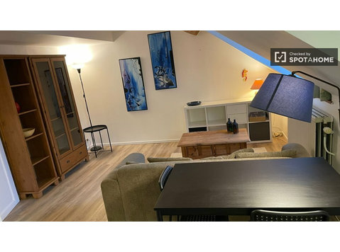 1-bedroom apartment for rent in Watermael Centre - Apartments