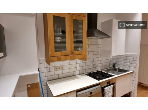2-bedroom apartment for rent in Anderlecht, Brussels - Apartments