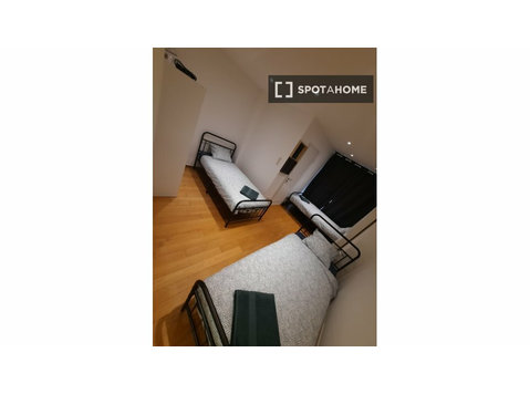 Ganshoren, Brüksel'de kiralık 2 yatak odalı daire - Apartman Daireleri