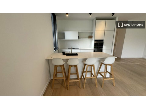 Apartamento de 2 dormitorios en alquiler en Uccle, Bruselas - Pisos