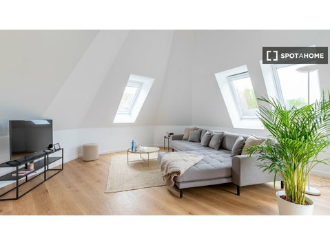 Appartement 3 chambres à louer à Churchill, Bruxelles - Appartements