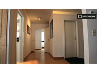 Apartamento dúplex de 4 dormitorios en alquiler en… - Pisos