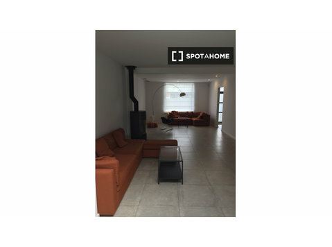 4-bedroom house for rent in Wemmel, Brussels - Appartementen
