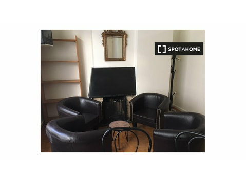 Apartment mit 1 Schlafzimmer zu vermieten in Uccle, Brüssel - Wohnungen