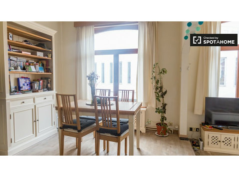 Lumineux appartement 1 chambre à louer à Ixelles, Bruxelles - Appartements