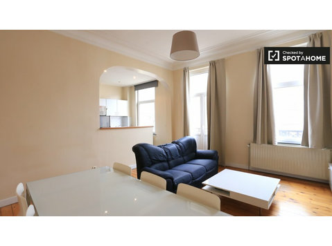 Bright 2-bedroom apartment for rent in Ixelles, Brussels - Apartments