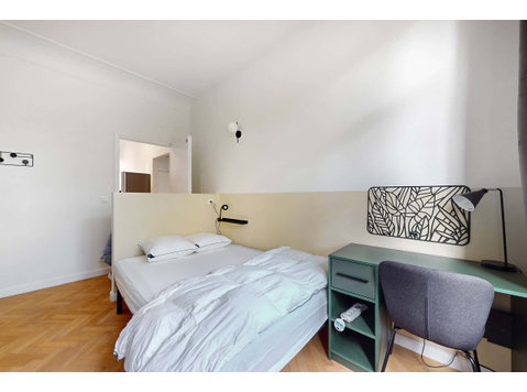 Bruxelles Louise - Private Room (1) - Apartman Daireleri