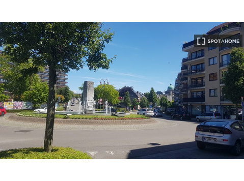Appartement calme pour 1 personne à louer à Koekelberg,… - Appartements