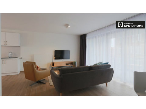 Elegancki 2-pokojowy apartament do wynajęcia w Auderghem w… - Mieszkanie