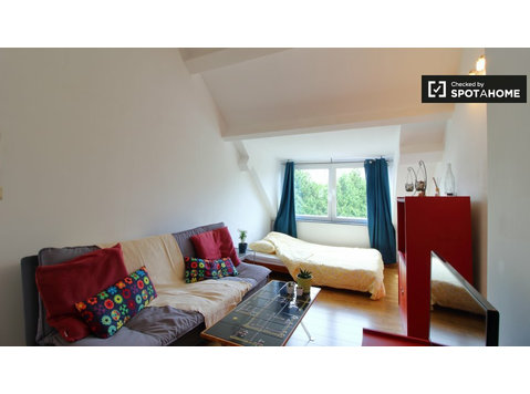 Studio conservateur à louer à Woluwe Saint Lambert - Appartements