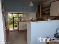 Cozy house in the countryside - centrally located - Apartamentos