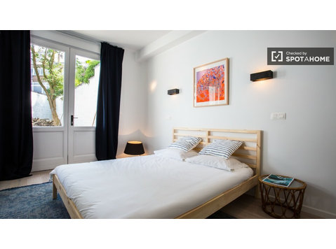 Flat with balcony for rent in Schaerbeek, Brussels - Apartments